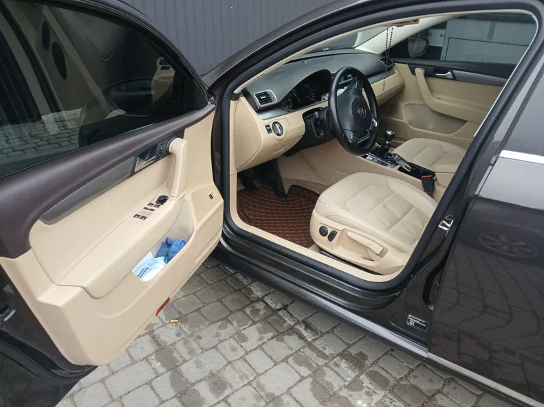 Volkswagen Passat 2011