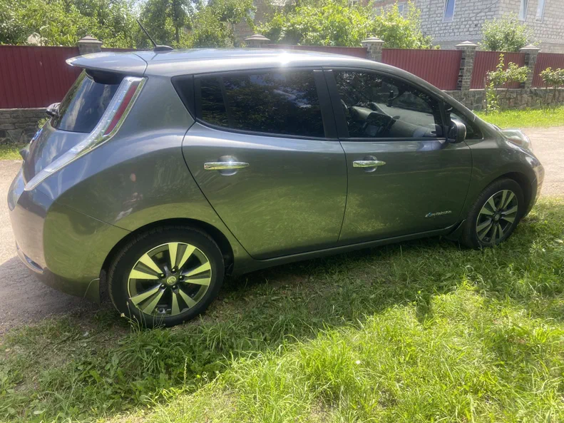 Nissan Leaf 2014 - 10