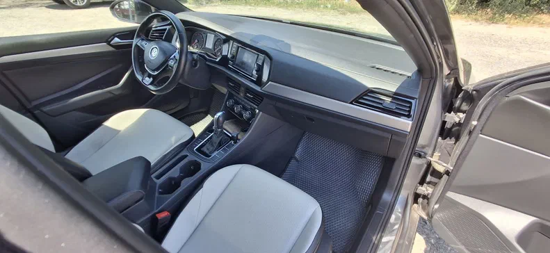 Volkswagen Jetta 2018 - 12