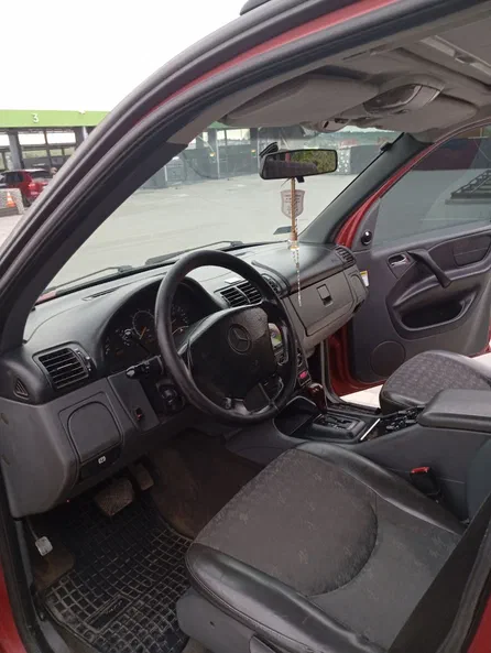 Mercedes-Benz M-Клас 1997 - 11