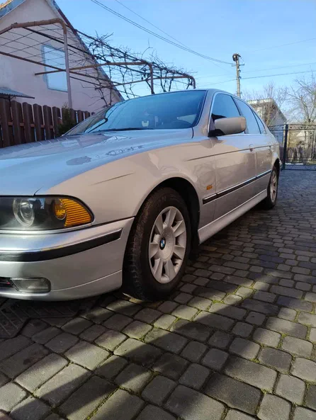 BMW 5 серии 2000
