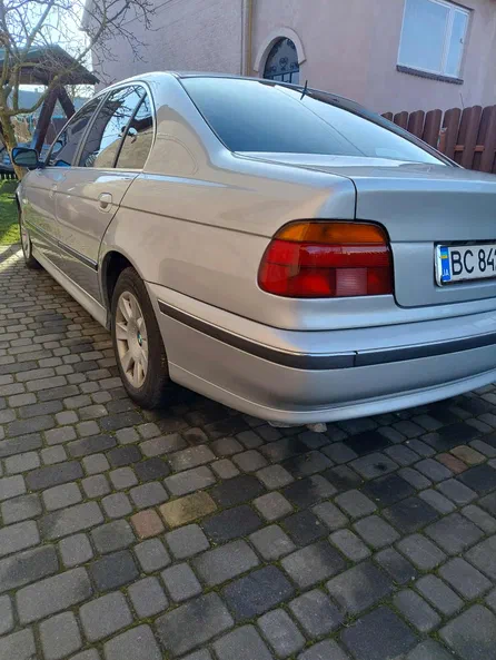 BMW 5 серии 2000