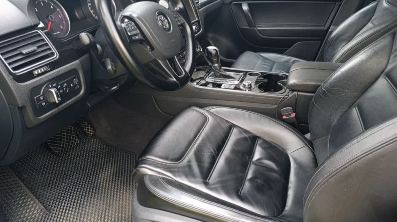 Volkswagen Touareg 2012