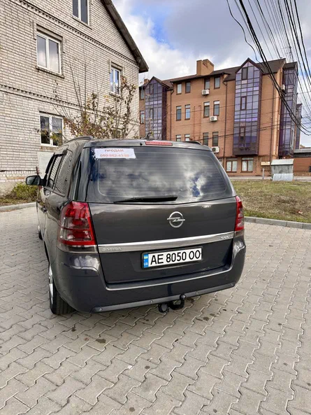 Opel Zafira 2013 - 9