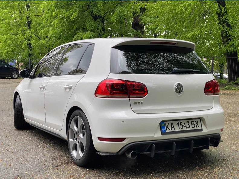 Volkswagen Golf 2011 - 7