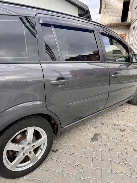 Opel Zafira 2013 - 12