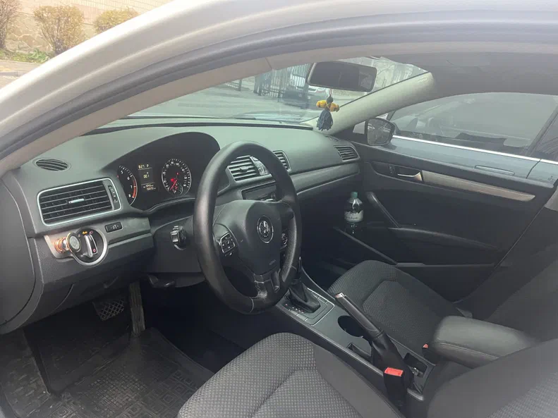 Volkswagen Passat 2014 - 7