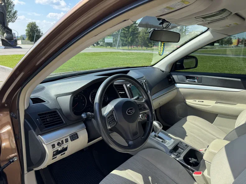Subaru Outback 2013 - 9