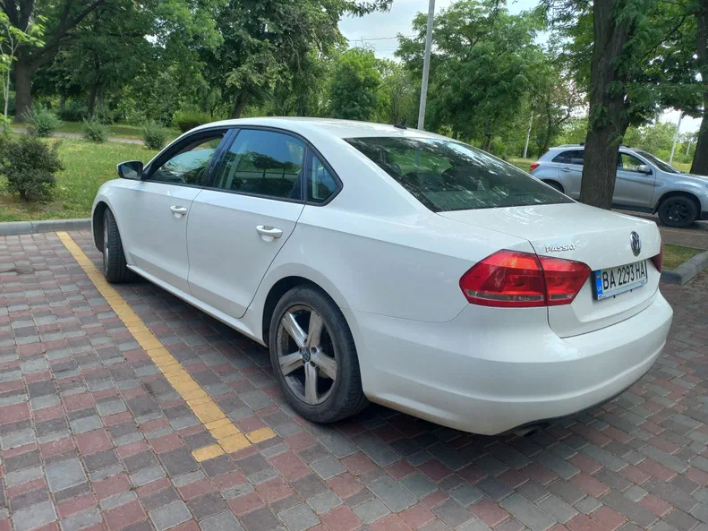 Volkswagen Passat 2014 - 8