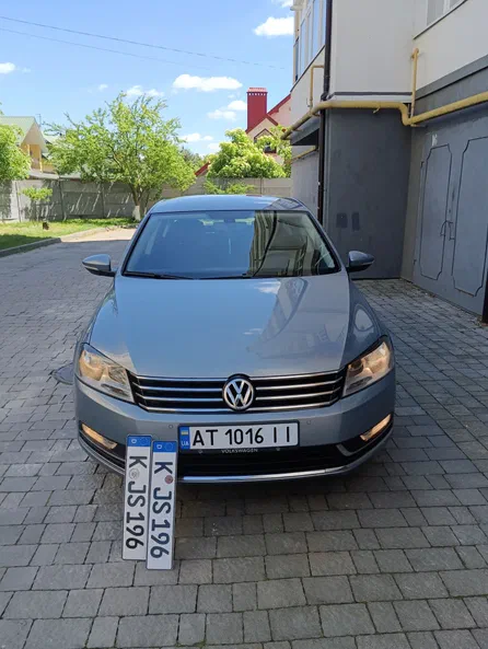 Volkswagen Passat 2011 - 0