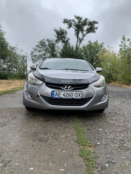 Hyundai Elantra 2012 - 5