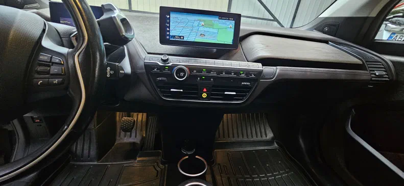BMW i3 2018 - 16