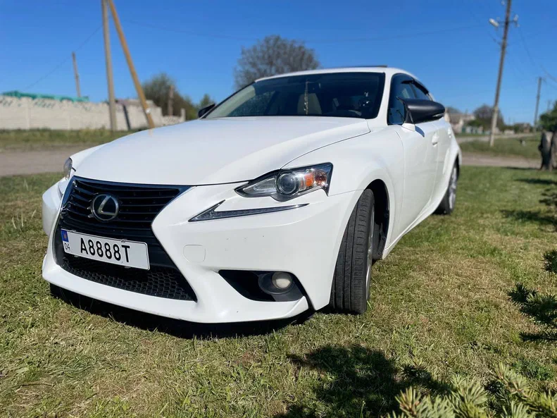 Lexus IS 2013 - 10