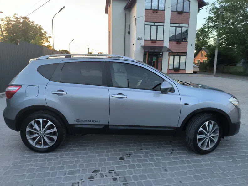 Nissan Qashqai 2010 - 6
