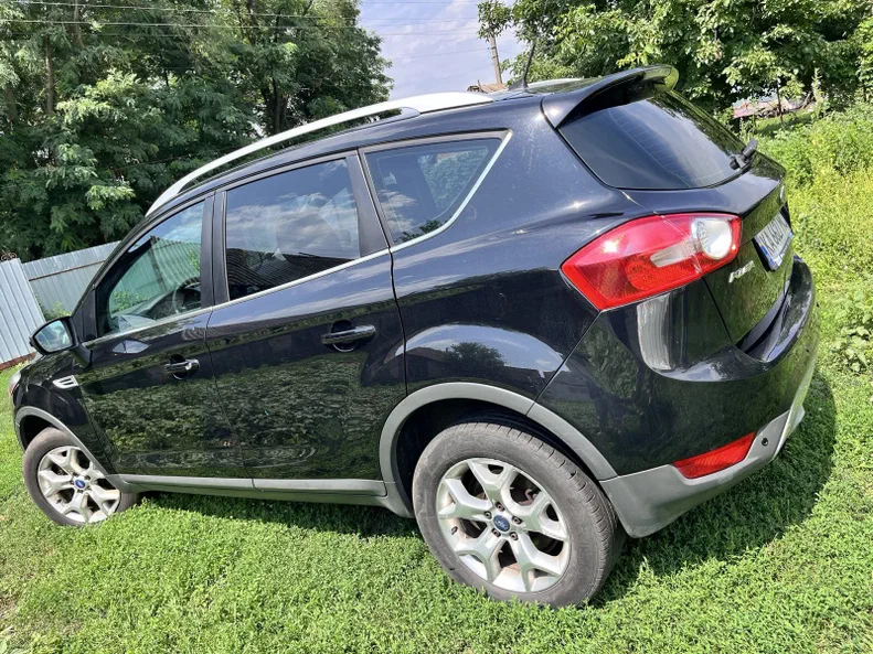 Ford Kuga 2011 - 5