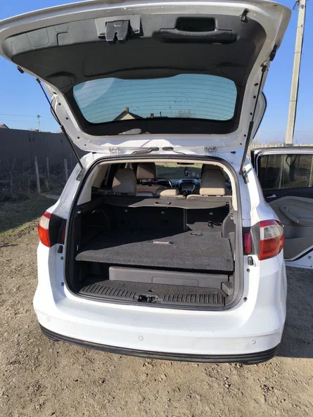 Ford C-MAX 2013 - 18