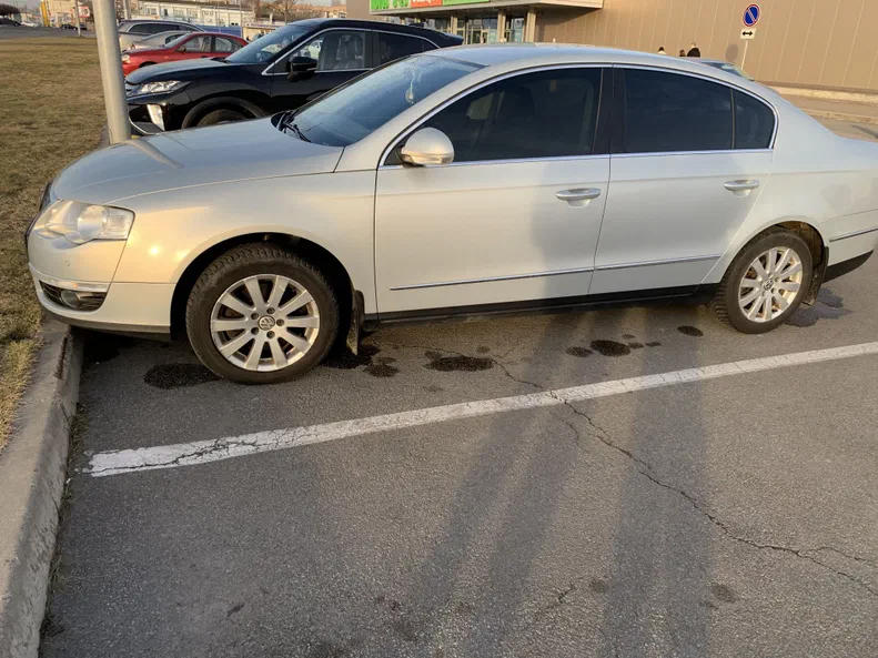 Volkswagen Passat 2010 - 9