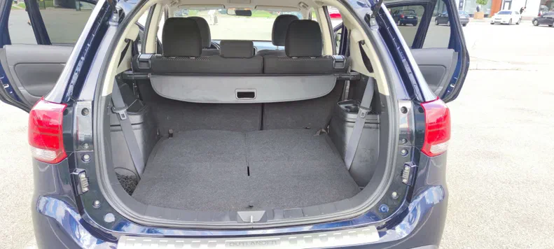 Mitsubishi Outlander 2016 - 9