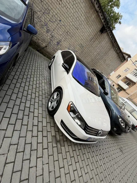 Volkswagen Passat 2014 - 12