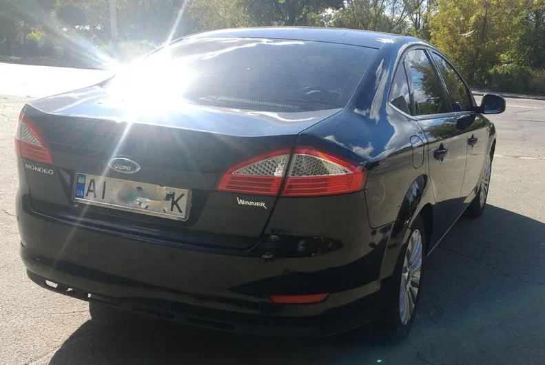 Ford Mondeo 2010 - 7
