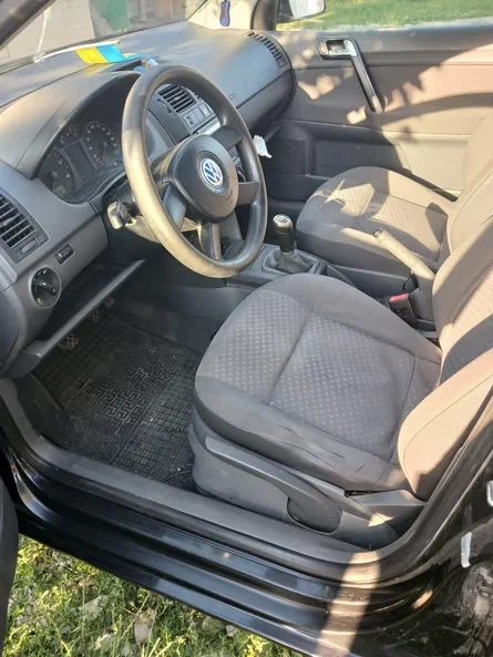 Volkswagen Polo 2002 - 8