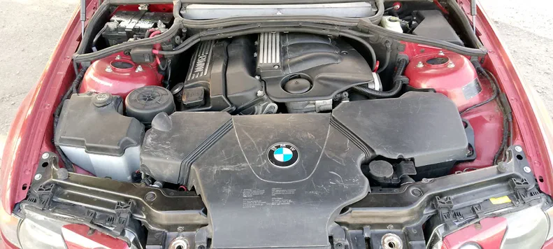 BMW 3 серія 2005 - 10