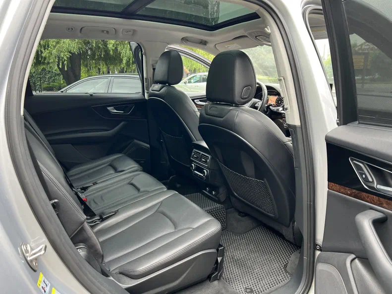 Audi Q7 2018 - 15