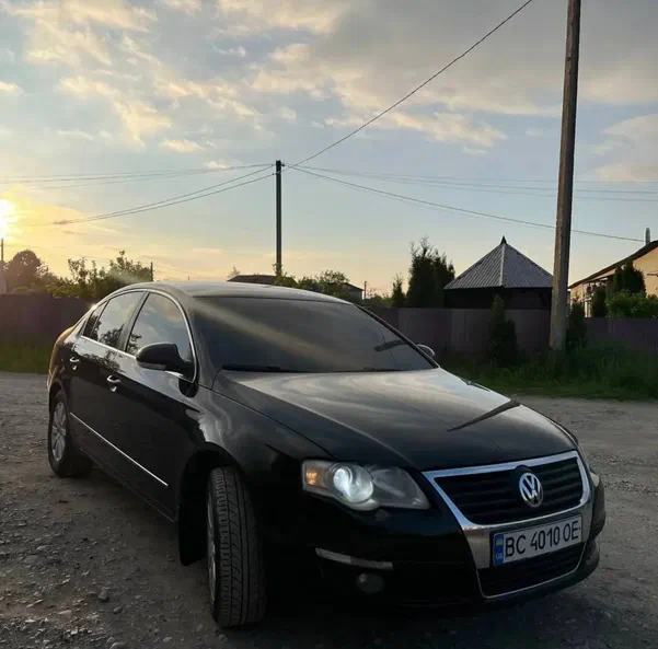 Volkswagen Passat 2010 - 5