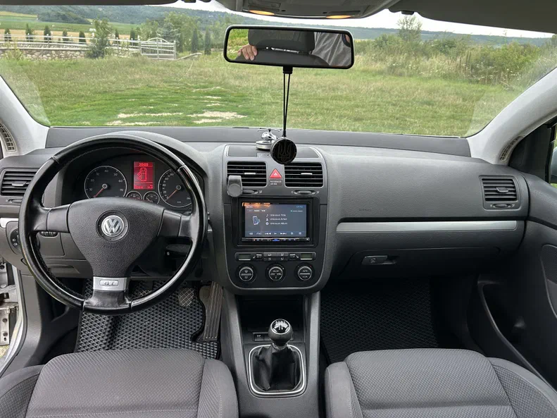 Volkswagen Golf 2006 - 11