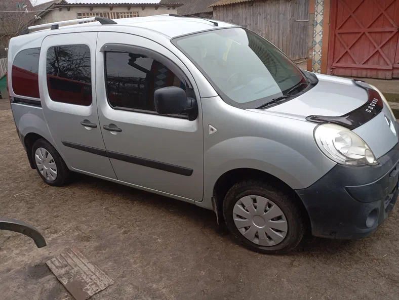 Renault Kangoo 2009 - 13