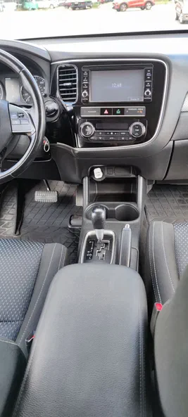 Mitsubishi Outlander 2016 - 8
