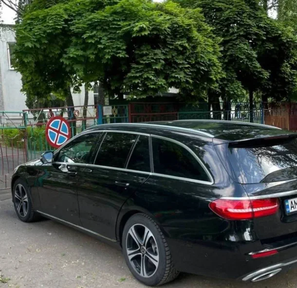 Mercedes-Benz E-Клас 2017 - 8