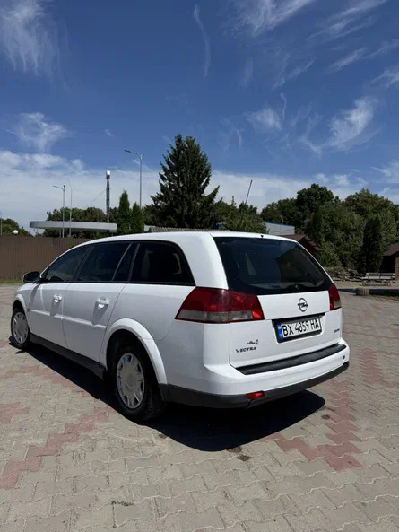 Opel Vectra 2004