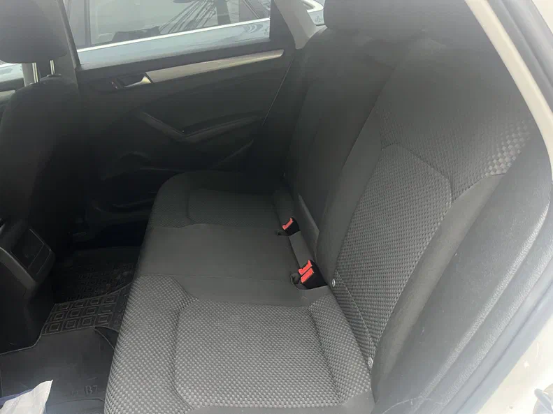 Volkswagen Passat 2014 - 6