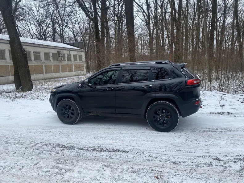 Jeep Cherokee 2017 - 11