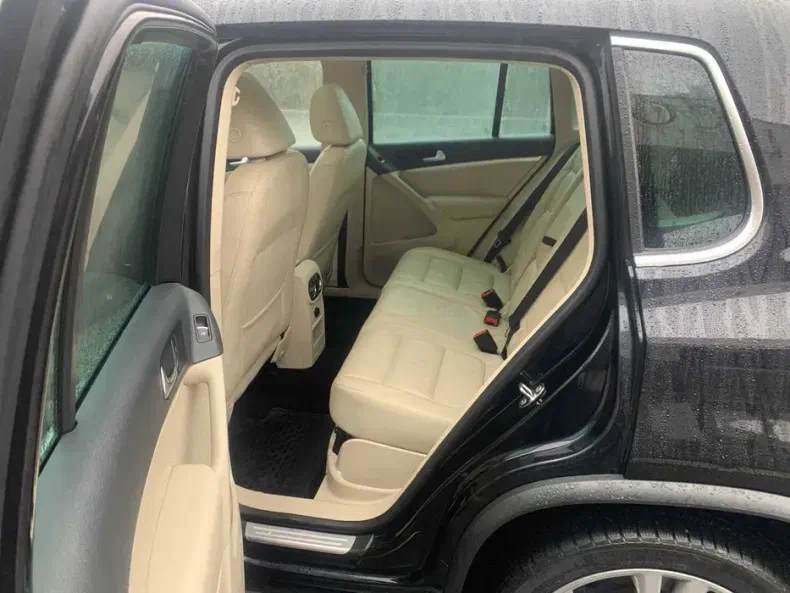 Volkswagen Tiguan 2012 - 11