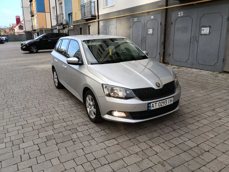 Skoda Fabia 2015 - 16