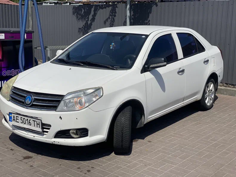 Geely MK 2013 - 9