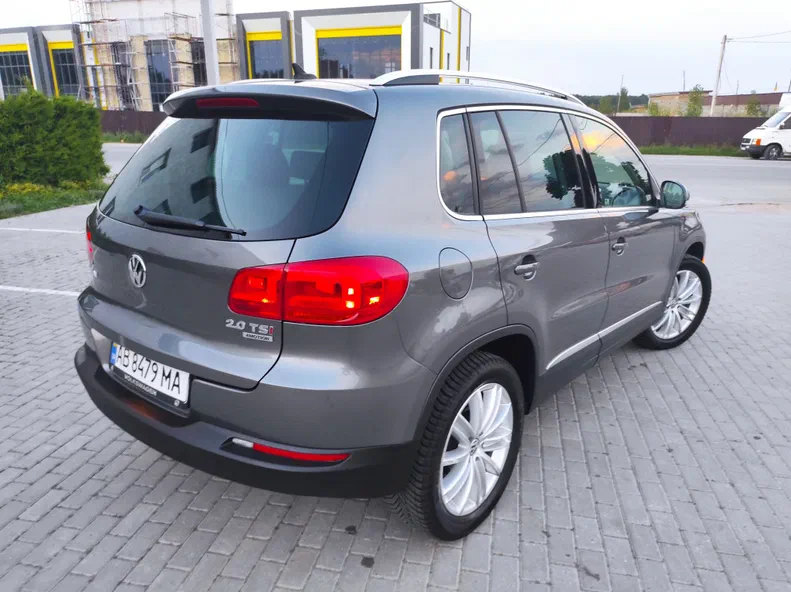Volkswagen Tiguan 2015