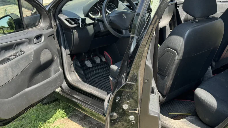 Peugeot 207 2007 - 5