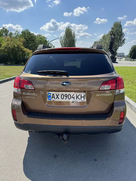 Subaru Outback 2013 - 12