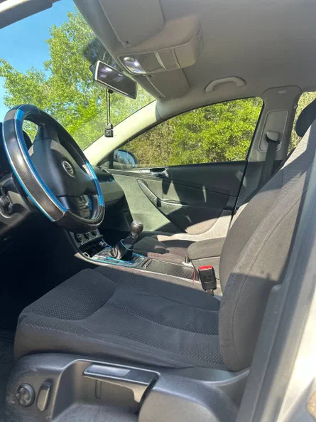 Volkswagen Passat 2006 - 8