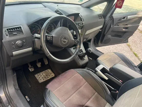 Opel Zafira 2009