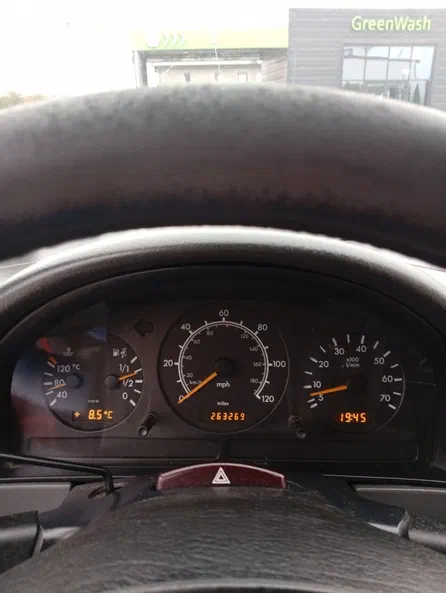 Mercedes-Benz M-Клас 1997 - 10