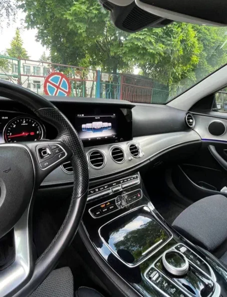 Mercedes-Benz E-Клас 2017 - 10
