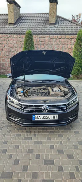 Volkswagen Passat 2018 - 13
