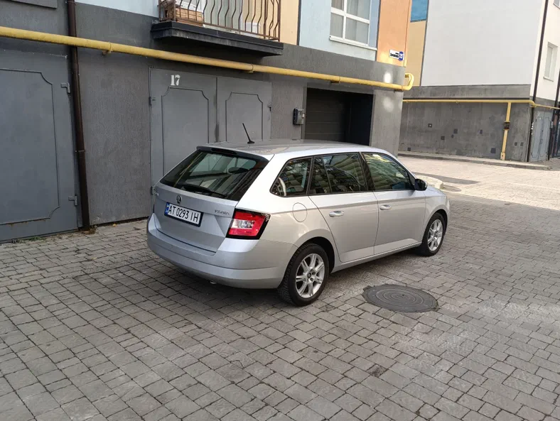 Skoda Fabia 2015 - 10