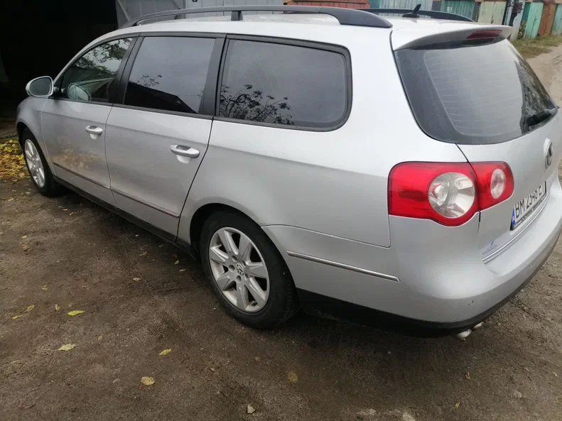 Volkswagen Passat 2005 - 5