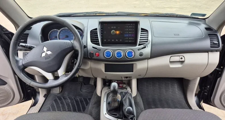 Mitsubishi L200 2007 - 10