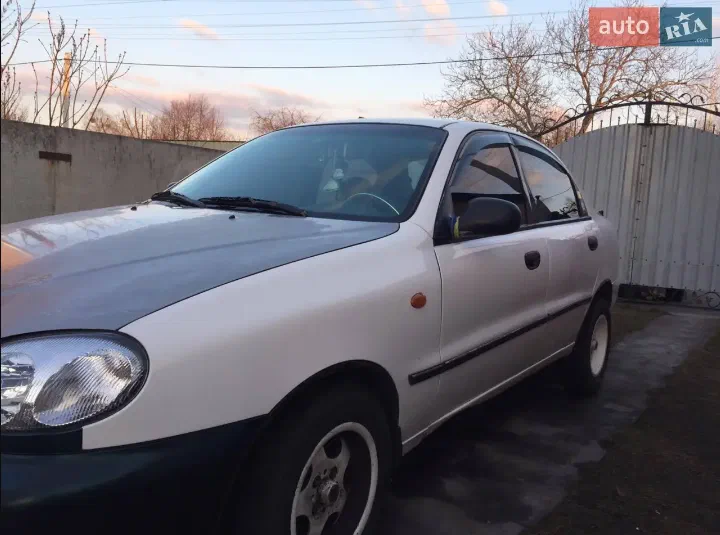 Daewoo Lanos 1998